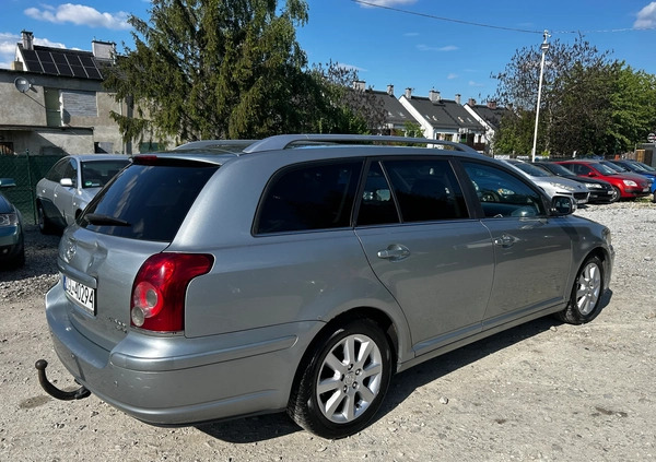Toyota Avensis cena 5900 przebieg: 613000, rok produkcji 2007 z Wrocław małe 172